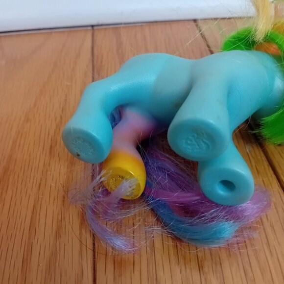 Y2K 2006 My Little Pony MLP G3 Rainbow Dash Ombre Leg Clouds Girly 4.25" READ - Picture 9 of 14
